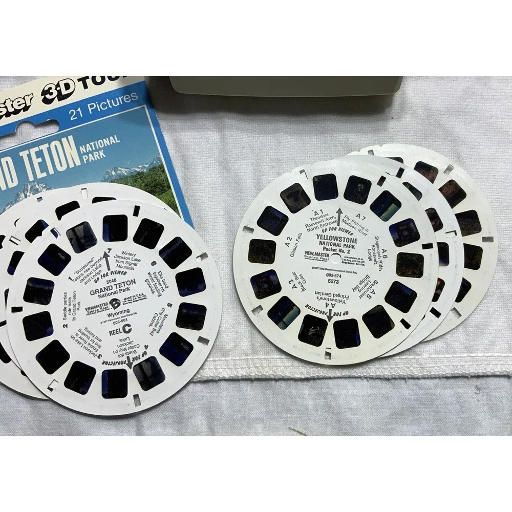 View-Master 1960 Viewer & Library Chest-Case With 72 Reels -National‎ Parks